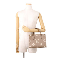 Load image into Gallery viewer, LOUIS VUITTON Onthego Tourterelle claimM45779 Bicolor Monogram Empreinte Leather Monogram Giant Size PM