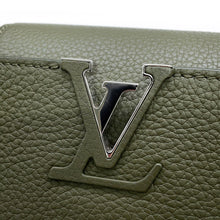 Load image into Gallery viewer, LOUIS VUITTON Capucines Khaki GreenM57227 Taurillon Leather Size BB