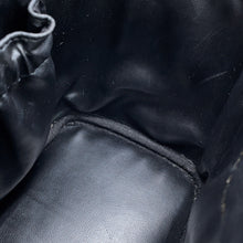将图像加载到图库查看器中,CHANEL CC Logo Vertical Vanity BlackA01998 Caviar Leather