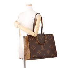 Load image into Gallery viewer, LOUIS VUITTON Onthego RedM44576 Monogram Monogram Reverse Canvas Monogram Giant Size GM