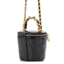 Load image into Gallery viewer, CHANEL Matelasse ChainShoulder vanity case BlackAP2873 Patent Leather