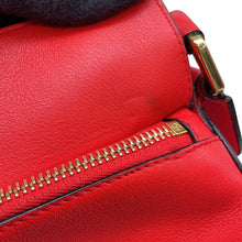 Load image into Gallery viewer, LOEWE Puzzle bag Red Leather Size Small