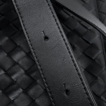 将图像加载到图库查看器中,Bottega Veneta INTRECCIATO Cross Body Bag Black Leather