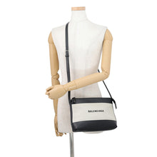 将图像加载到图库查看器中,BALENCIAGA Cross Body Bag Beige/Black639497 Canvas Leather