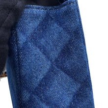 将图像加载到图库查看器中,CHANEL Matelasse W flap ChainShoulder Blue/IndigoA01113 Denim Size 23