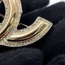 Load image into Gallery viewer, CHANEL CC Logo Rhinestone BroochAB5610 Metal Rhinestone