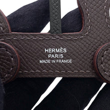 将图像加载到图库查看器中,HERMES Cheval à Roulette Bag Charm Ebene/Terre/Black Epsom