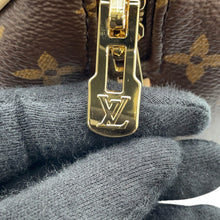Load image into Gallery viewer, LOUIS VUITTON Speedy Bandouliere RedM46222 Monogram Size 20