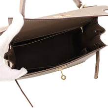 Load image into Gallery viewer, HERMES Outside Kelly Etoupe Epsom Size 28