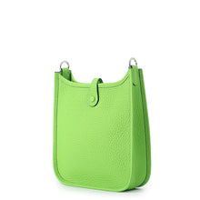 Load image into Gallery viewer, HERMES Evelyne Long Amazon Granny Taurillon Clemence Size TPM