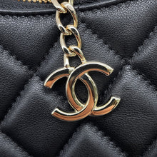将图像加载到图库查看器中,CHANEL Matelasse Small Hobo Shoulder Bag BlackAS3917 Lambskin Size Small