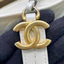将图像加载到图库查看器中,CHANEL Gabriel de CHANEL Hobo Bag MetalicWhiteA91810 Aged Calf Leather Size Small