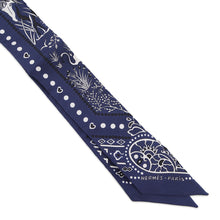 将图像加载到图库查看器中,HERMES Twilly Entre Ciel et mer Bandana Between the Sky and the Sea Bandana Marine/White/Black Silk100%