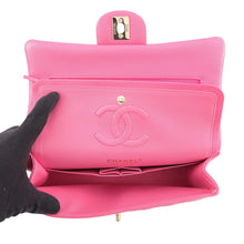 将图像加载到图库查看器中,CHANEL Matelasse W Flap ChainShoulder Bag PinkA01113 Caviar Leather Size 23