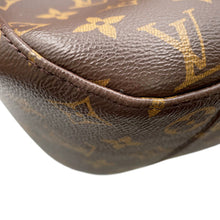 Load image into Gallery viewer, LOUIS VUITTON Slouchy RedM12098 Monogram Size MM