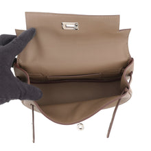 Load image into Gallery viewer, HERMES Kelly Move Etoupe Swift Leather