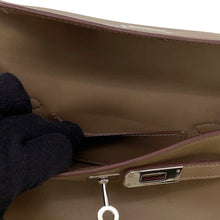 Load image into Gallery viewer, HERMES Kelly Move Etoupe Swift Leather