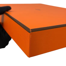 Load image into Gallery viewer, HERMES Kelly Move Etoupe Swift Leather