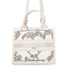 将图像加载到图库查看器中,Dior Book tote Latte WhiteM1325CZHT_M941 Canvas Size Small