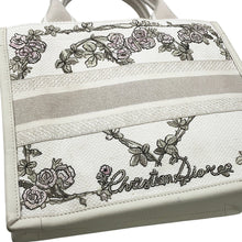 将图像加载到图库查看器中,Dior Book tote Latte WhiteM1325CZHT_M941 Canvas Size Small