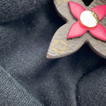 Load image into Gallery viewer, LOUIS VUITTON Blooming Flower BB Keychain Gold/PinkM63084 Metal Monogram Size BB