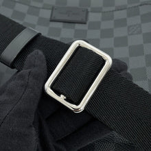 Load image into Gallery viewer, LOUIS VUITTON District NoirN41260 Damier Graphite Size PM