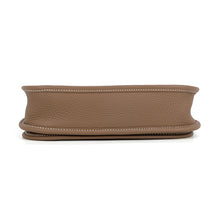 Load image into Gallery viewer, HERMES Evelyne3 Etoupe Taurillon Clemence Size 23