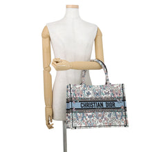将图像加载到图库查看器中,Dior Book Tote Toile de Jouy Papillon White/MulticolorM1296ZEEV Canvas Size Medium