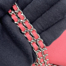 将图像加载到图库查看器中,CHANEL Classic Chain Wallet Pink Leather
