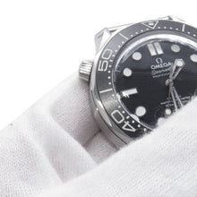 将图像加载到图库查看器中,OMEGA Seamaster Diver 300M Co-Axial Master Chronometer Stainless Steel210.30.42.20.01.010