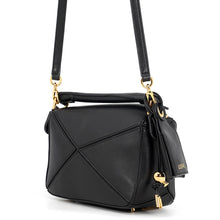 Load image into Gallery viewer, LOEWE Puzzle bag BlackA510PLIX04 Feather Light Napalm Size Mini