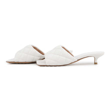 将图像加载到图库查看器中,Bottega Veneta Quilted Padded Mules White729764VBRR09122 Leather Size 36