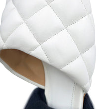 将图像加载到图库查看器中,Bottega Veneta Quilted Padded Mules White729764VBRR09122 Leather Size 36
