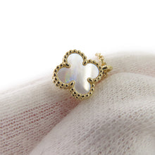 将图像加载到图库查看器中,Van Cleef & Arpels Sweet Alhambra PendantVCARF69100 18K Yellow Gold