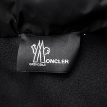 Load image into Gallery viewer, MONCLER Grenoble Hooded Down Jacket Size XS Black/WhiteH20988G0002780995 Polyester52% Nylon32%