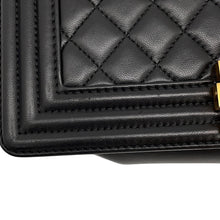Load image into Gallery viewer, CHANEL Boy Chanel BlackA67086 Lambskin Size Medium
