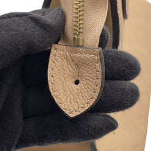 将图像加载到图库查看器中,LOUIS VUITTON Pont Neuf DuneM41754 Monogram Empreinte Leather Size GM