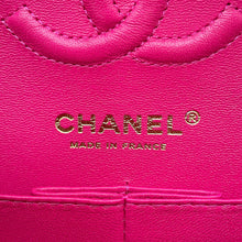 将图像加载到图库查看器中,CHANEL Matelasse W flap Chain Shoulder Bag PinkA01113 Caviar Leather Size 23