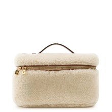 将图像加载到图库查看器中,Loro Piana Loro Piana Extra Pocket Pouch White/Gold Fur Leather Size L19