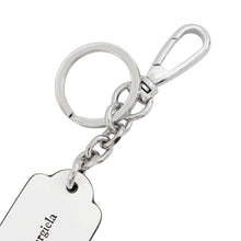 将图像加载到图库查看器中,Maison Margiela 4-Stitch Tag Key Ring White/Black Metal Leather