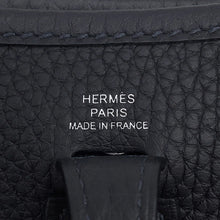 Load image into Gallery viewer, HERMES Evelyne Short Caban Taurillon Clemence Size TPM