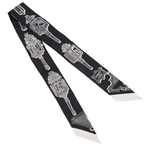 Load image into Gallery viewer, HERMES Twilly Merveilleuses Lanternes Black/White Silk100%