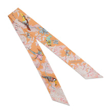 将图像加载到图库查看器中,HERMES Twilly EQUATEUR Directly below the equator Apricot/Crème/Propcolor Silk100%