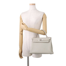 将图像加载到图库查看器中,HERMES Kelly Retourne Pearl Grey Togo Leather Size 28