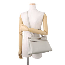 将图像加载到图库查看器中,HERMES Kelly Retourne Pearl Grey Togo Leather Size 28