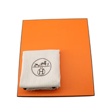 Load image into Gallery viewer, HERMES Neo Garden Vanilla/Etoupe Toile Officier Negonda Leather Size 23