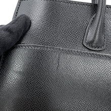 将图像加载到图库查看器中,HERMES White Bass Black Courchevel Size PM