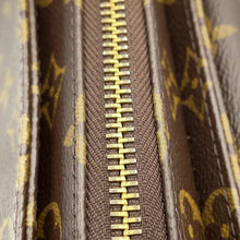 Load image into Gallery viewer, LOUIS VUITTON Viva Cite RedM51164 Monogram Size MM