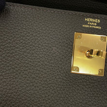 Load image into Gallery viewer, HERMES Kelly Retourne Vert Dogri Togo Leather Size 28