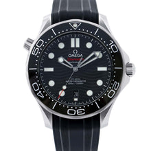 将图像加载到图库查看器中,OMEGA Seamaster Diver 300M Co-Axial Master Chronometer W42mm Stainless Steel Rubber Black Dial210.32.42.20.01.001